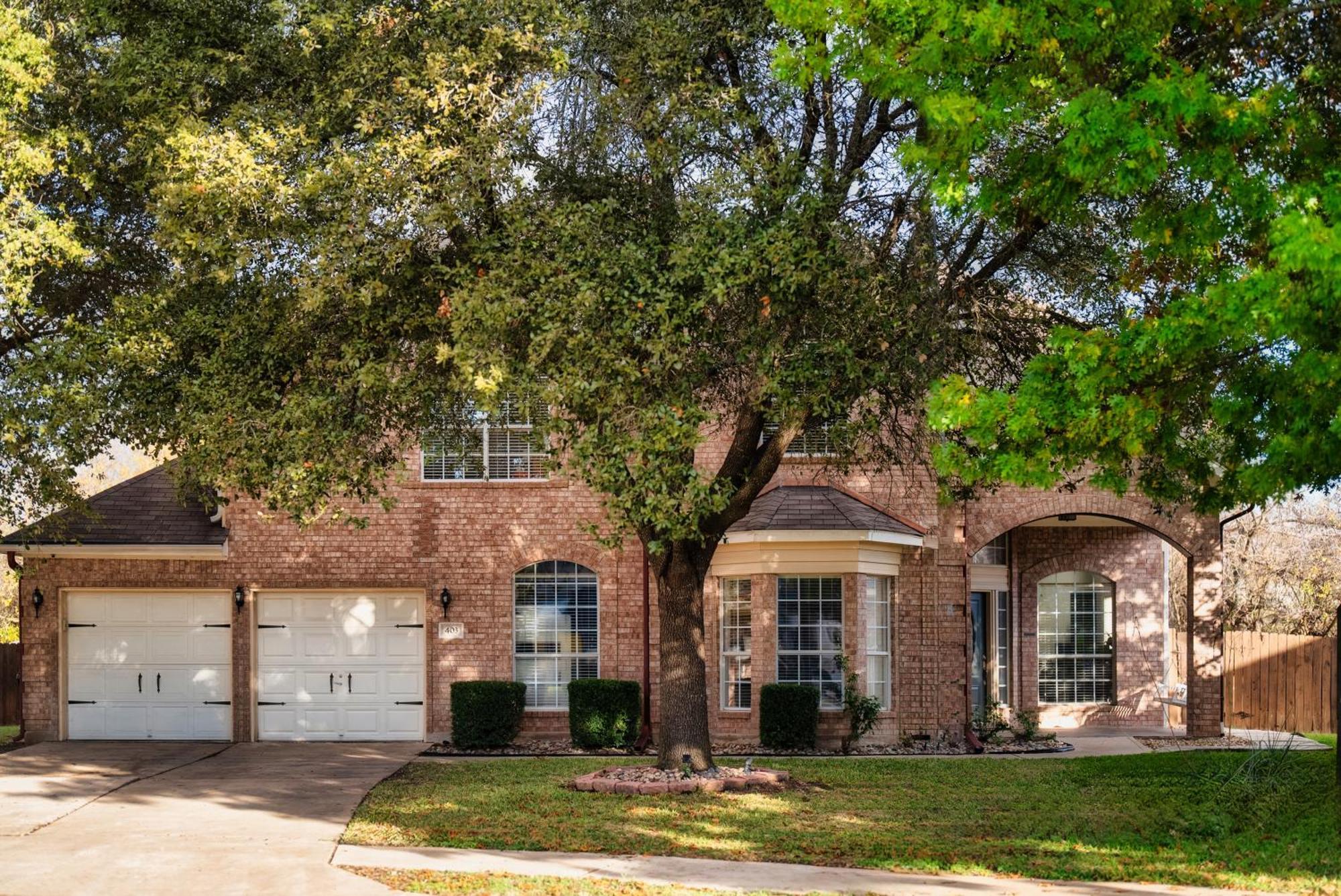 Stunning Family Home With Pool & Hot Tub - Sleeps 17 Pflugerville Exterior photo
